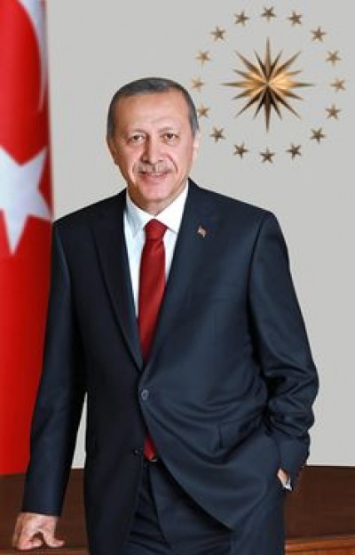 الرئيس إردوغان محق في توجهه إلي الغرب : عليه الإستجابة إلي طموحات الشعب التركي الذي إنتخب عليه