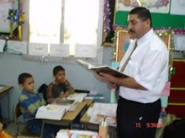 حتى يسترجع الأستاذ مكانته في القلوب، وهيبته في النفوس...