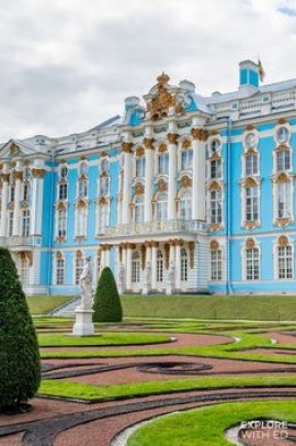 How Proponents and Opponents of Political Change See Russia’s Future