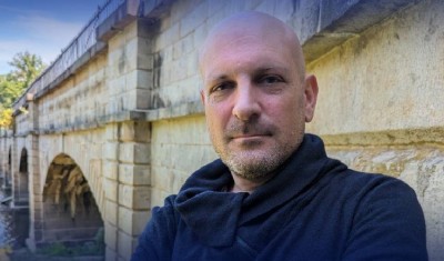 إلي جوش بول*...إليك يا مسؤول امريكي من تحدي اللوبي الصهيوني في وزارة الخارجية الأمريكية و إستقال إرضاء لضميره الحي.