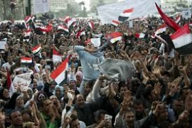 عندما تتجدد الثورة