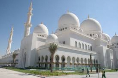 دور المسجد المغيب