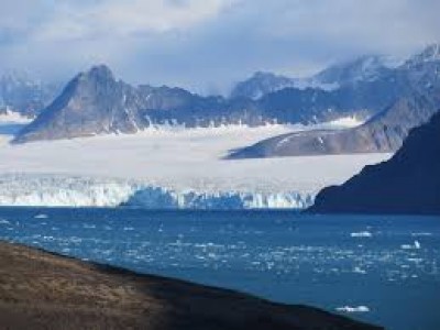 Where global warming gets real: inside Nasa’s mission to the north pole