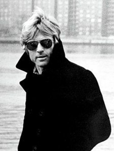 Robert Redford a dit Au fond, tous mes films parlent de l’Amérique, mais pas de l’Amérique vantée par les slogans d’après la Seconde Guerre mondiale, pas de l’Amérique des vainqueurs.
