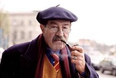 Günter Grass, « poète national » à « l’esprit querelleur »